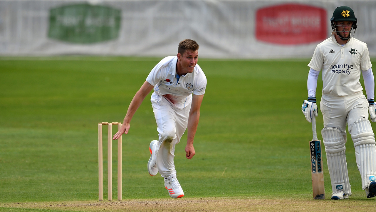 Highlights: Day One vs Nottinghamshire