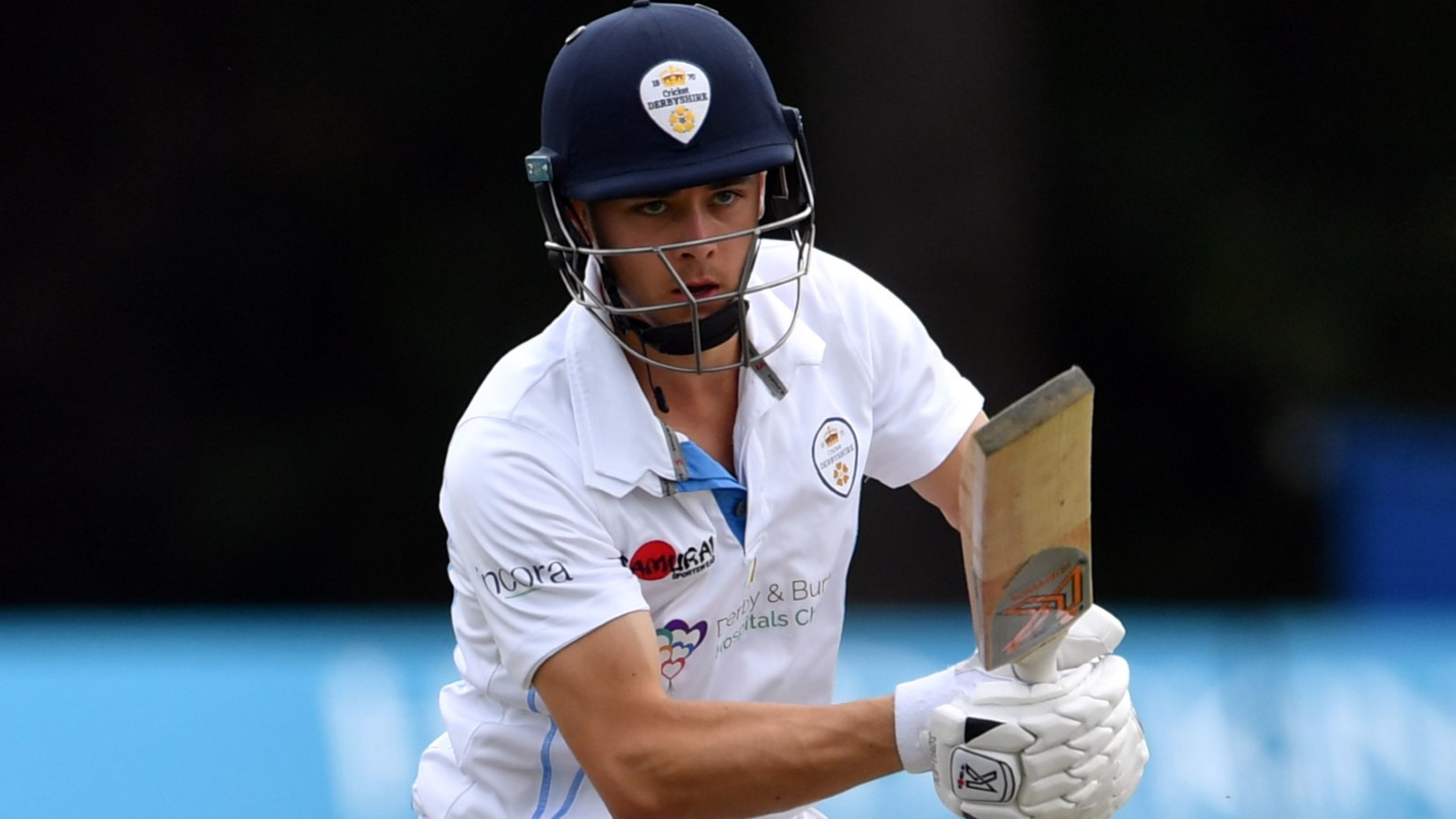 Derbyshire battle back on Day Three