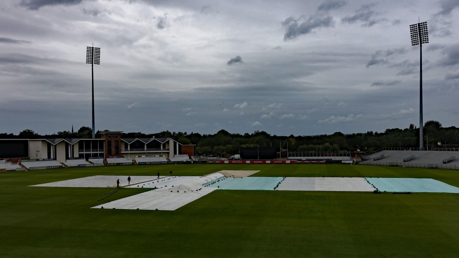 No play possible at Emirates Riverside