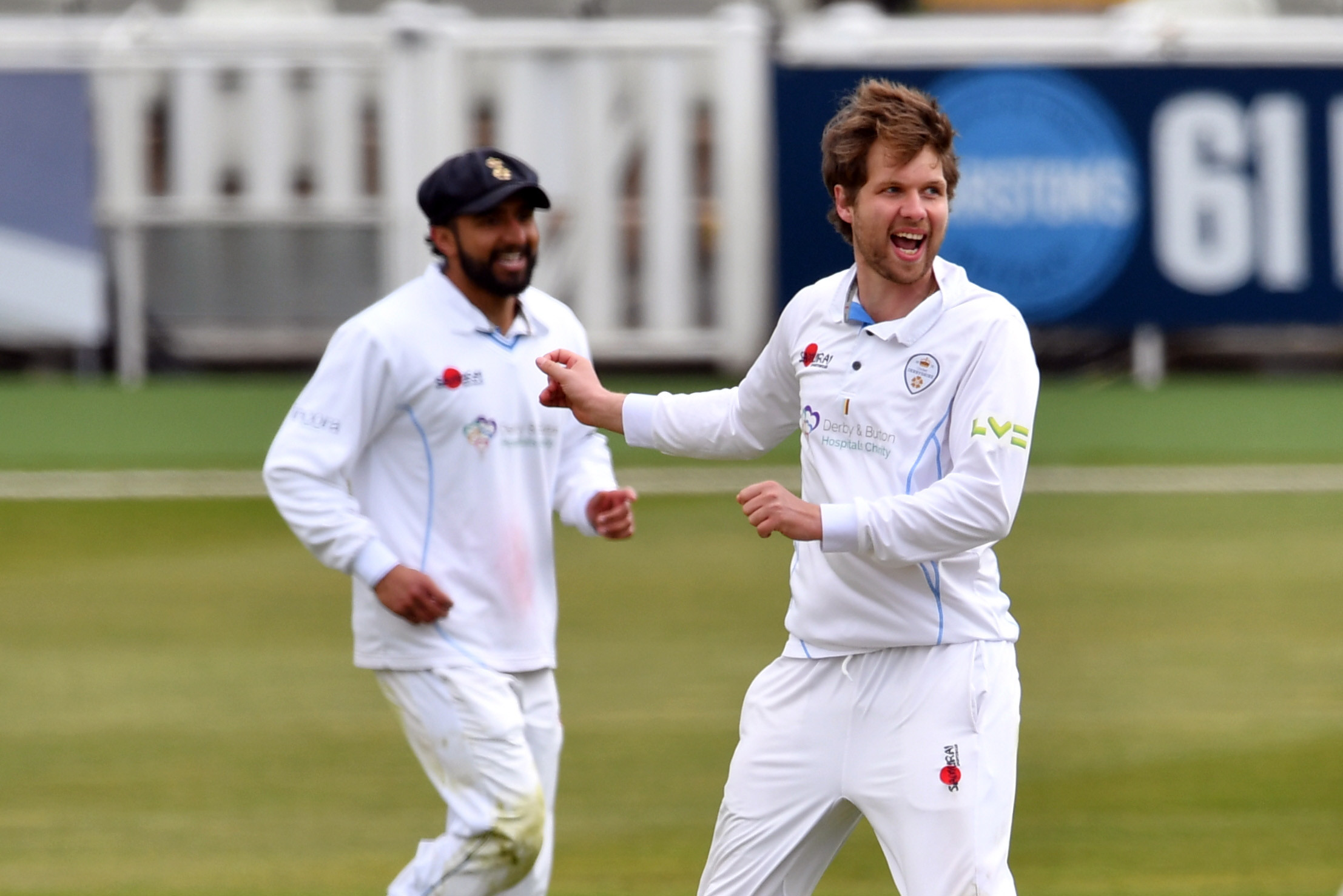 Highlights: Day Three vs Warwickshire