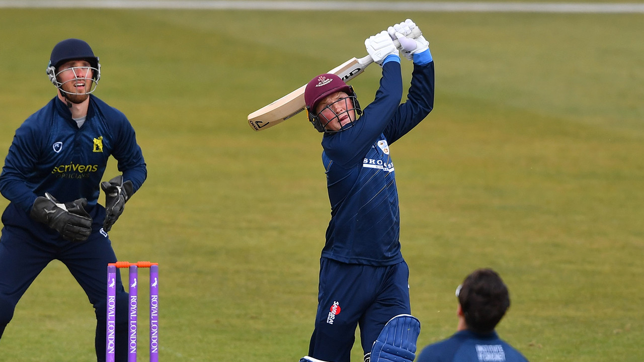 Derbyshire sign batsman Came