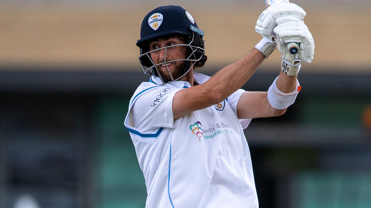 Hudson-Prentice to return to Sussex