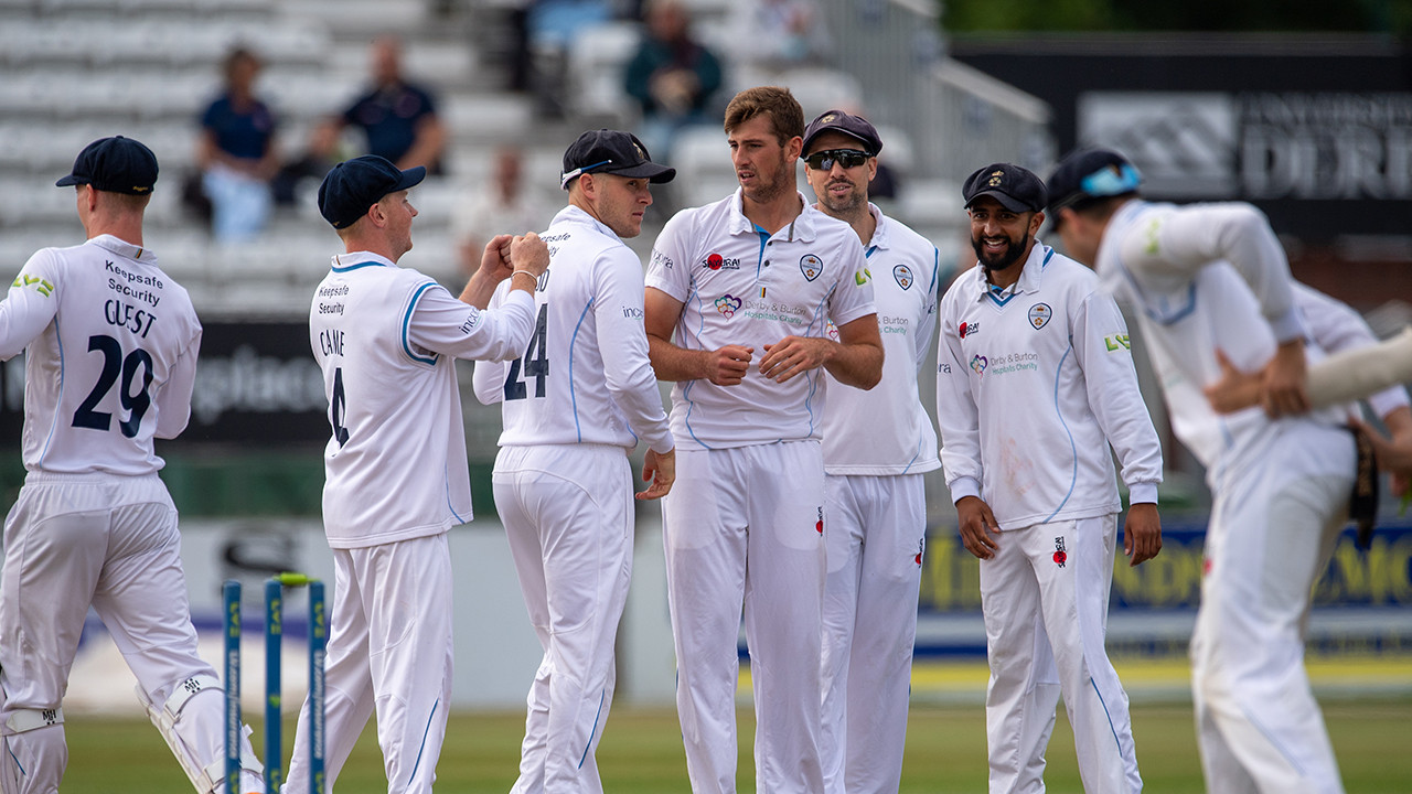 Aitchison takes four as Derbyshire make new ball count