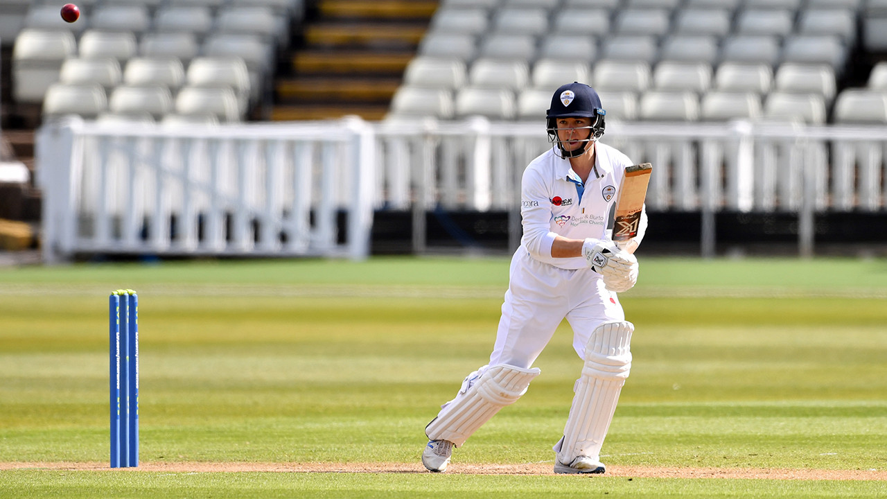 Hosein retires from professional cricket