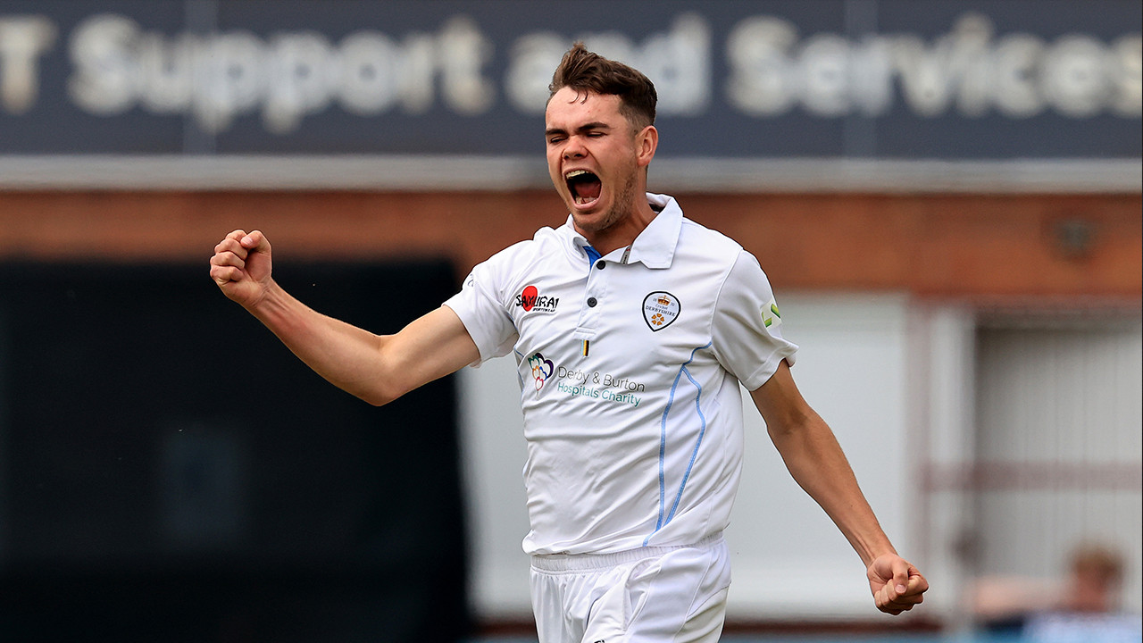 Derbyshire Digital: The bright future of Derbyshire&#8217;s bowling attack