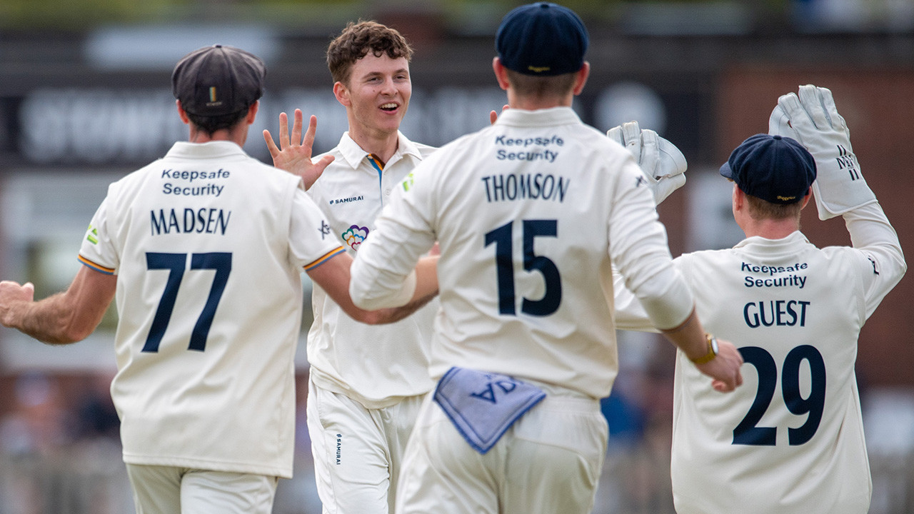 Derbyshire take control as Potts has debut to remember
