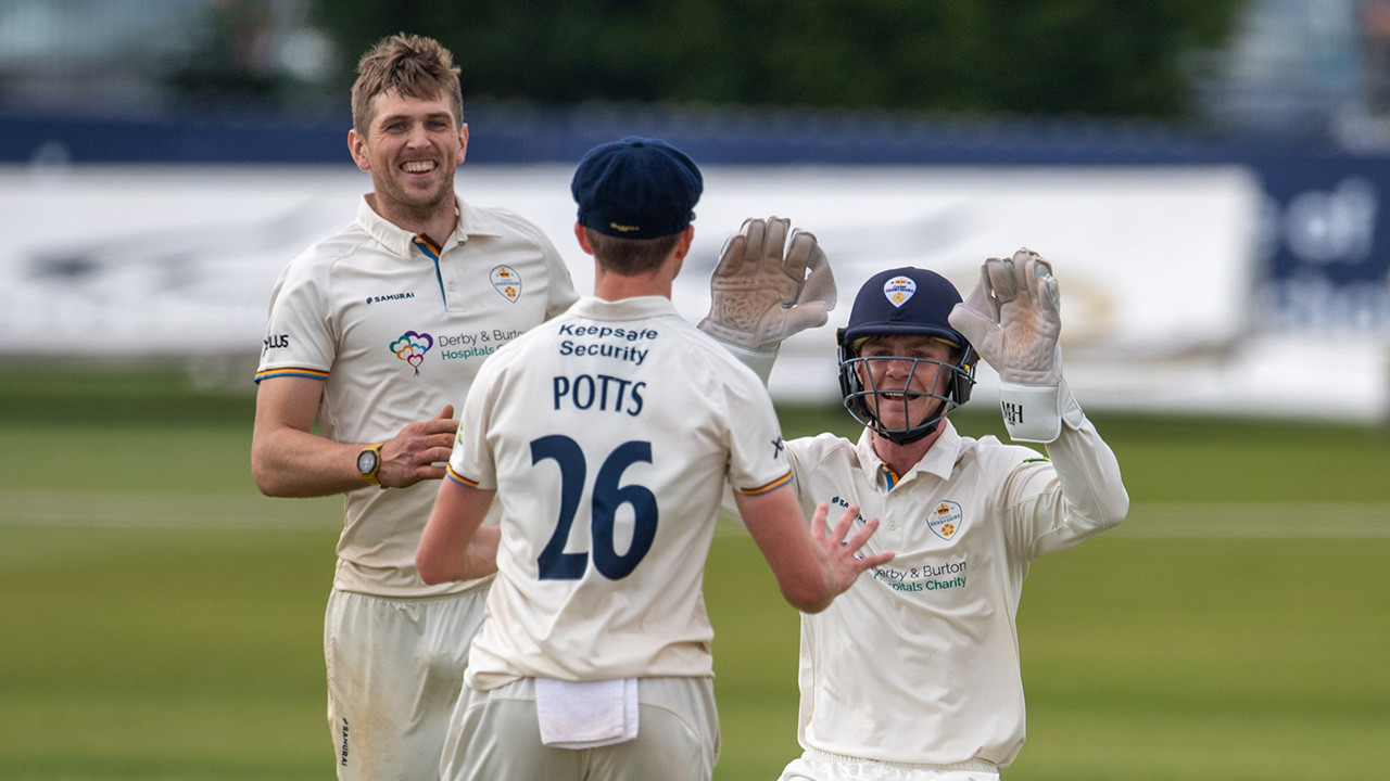 Highlights: Day Three vs Sussex