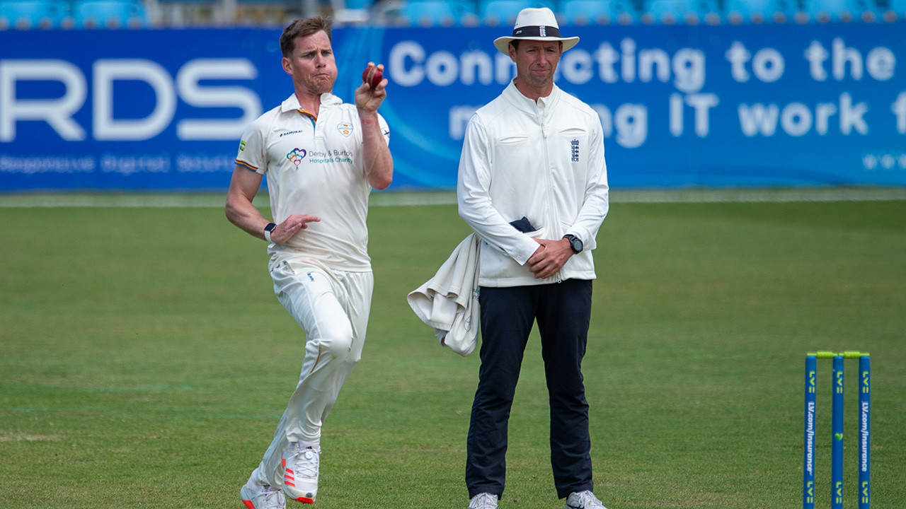 Derbyshire remain unbeaten as Worcestershire bat out draw