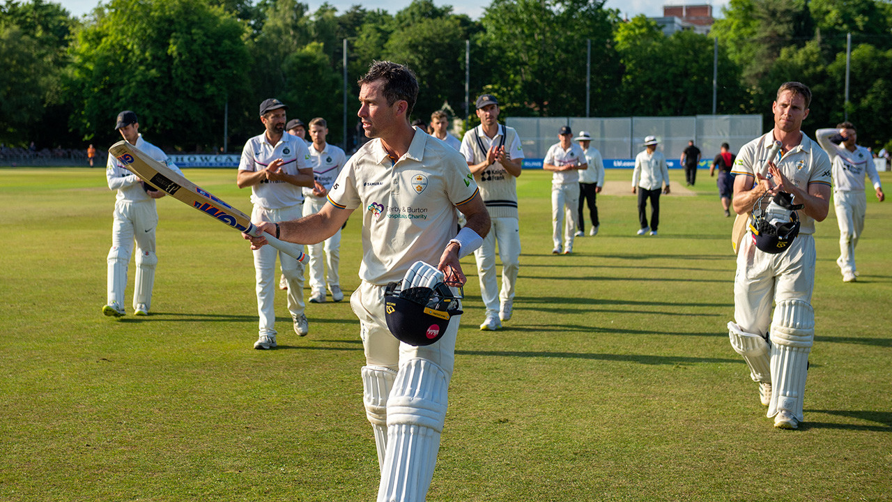 Derbyshire beat Middlesex inside three days at Queen’s Park