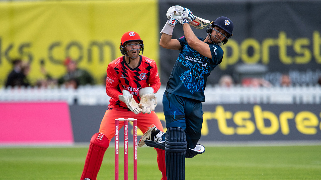 du Plooy and Reece hit half-centuries, but Falcons fall short