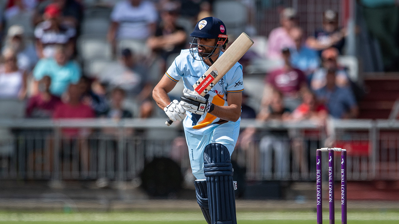 Masood hits half-century, but Derbyshire fall short