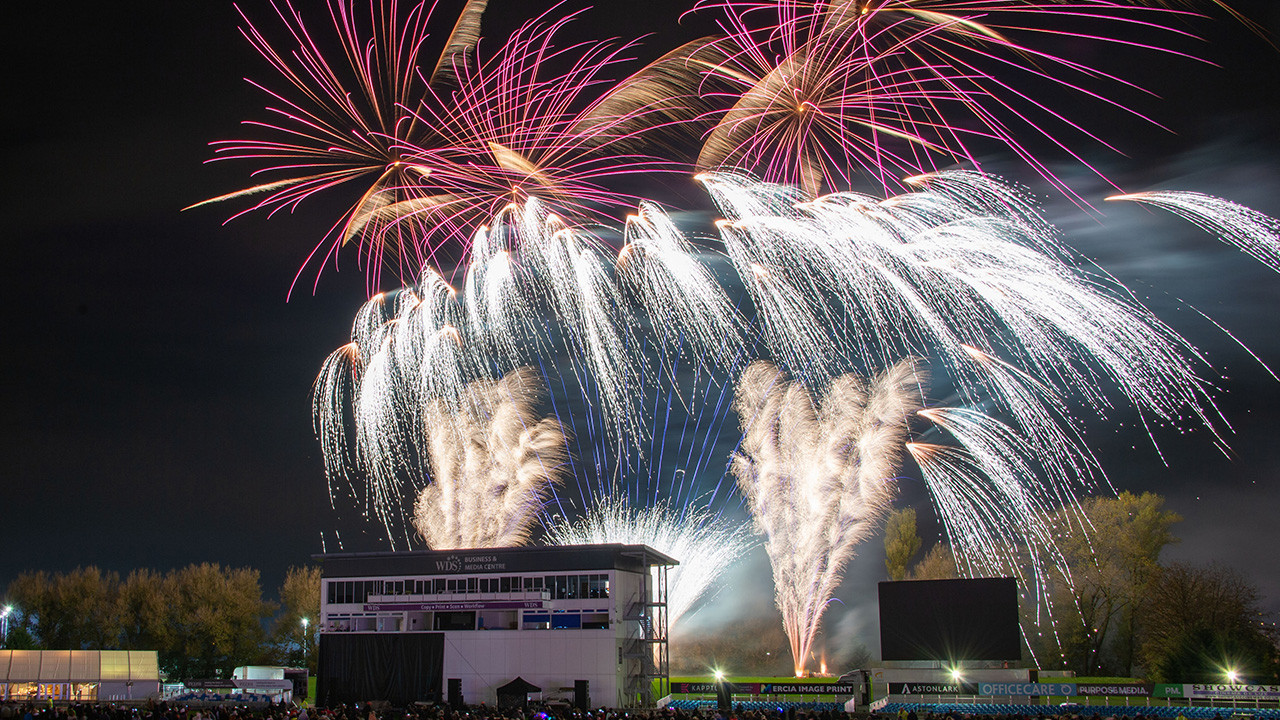 Reasons to buy: Fireworks Night & Fun Fair