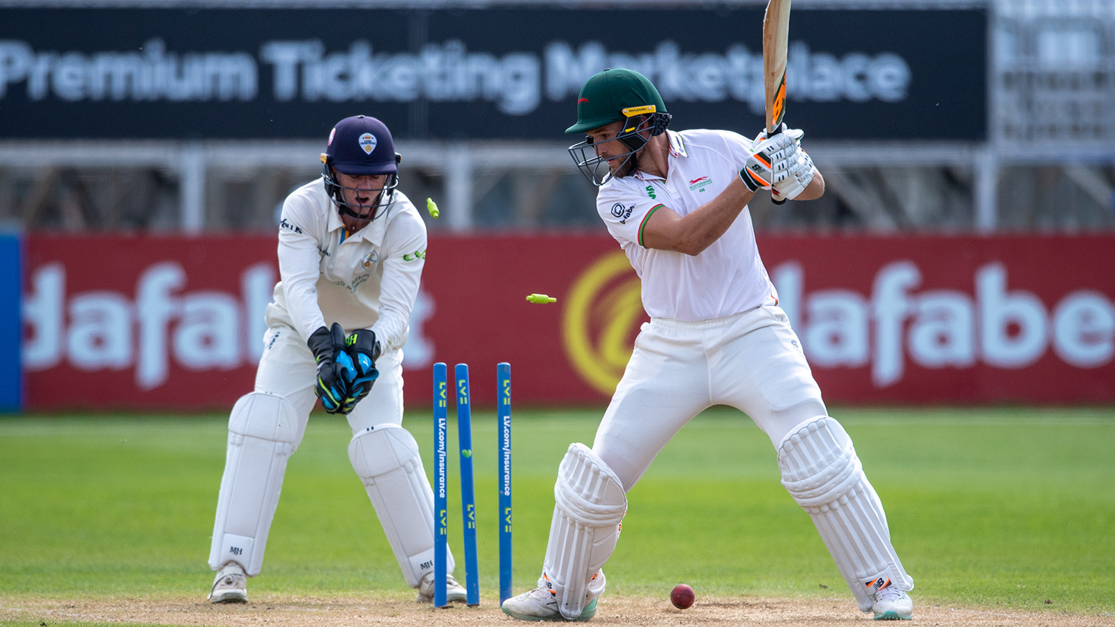 Derbyshire and Leicestershire play out draw