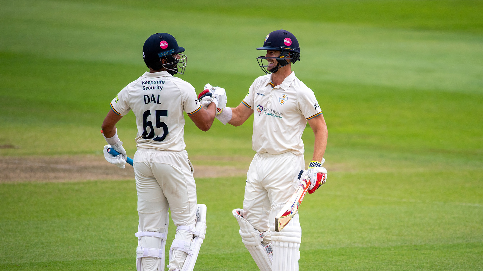 Dal and du Plooy go big as Derbyshire target victory