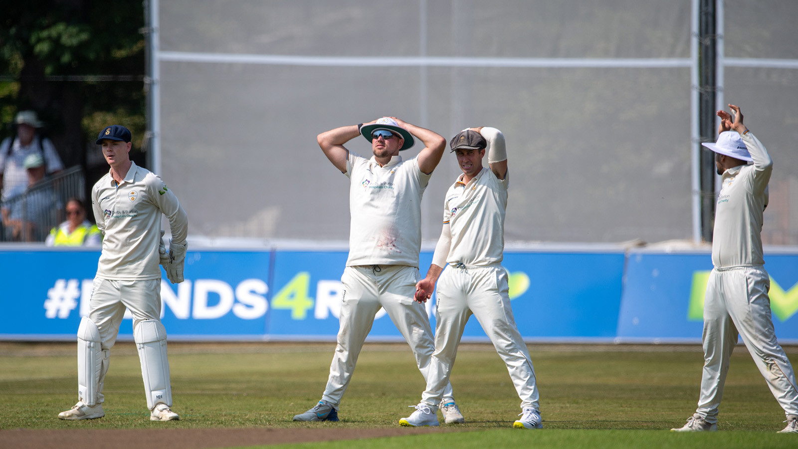 Tough opening day for Derbyshire