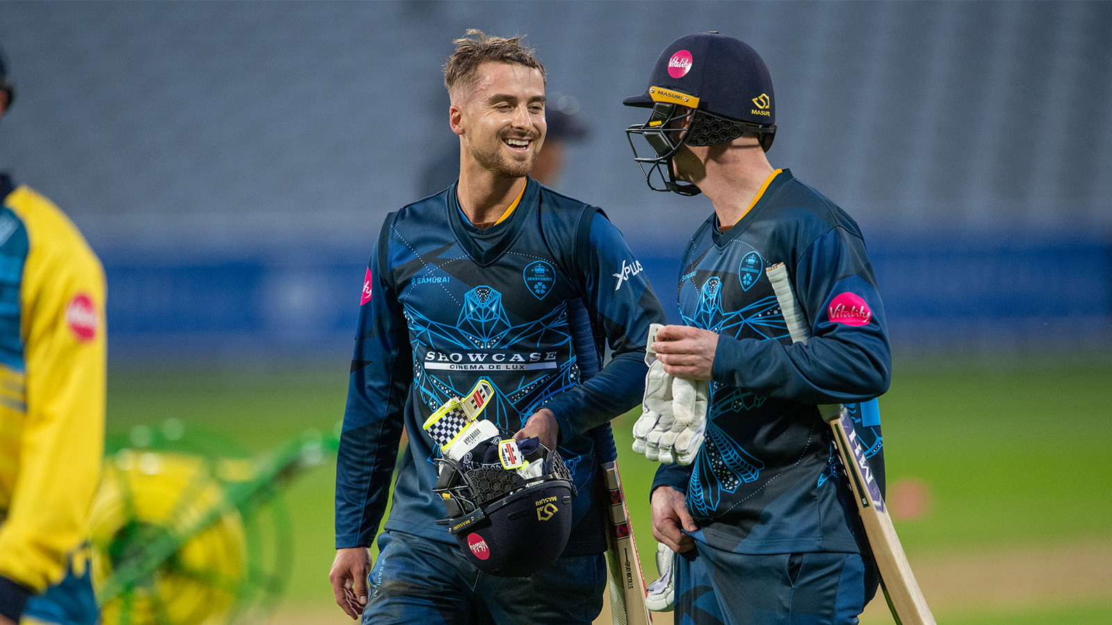 Falcons produce record chase to defeat Bears