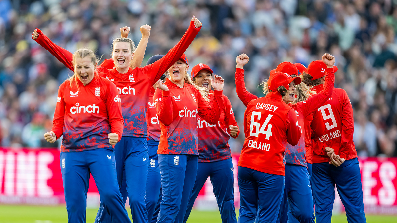 England IT20 Group Discounts: Last Chance To Book