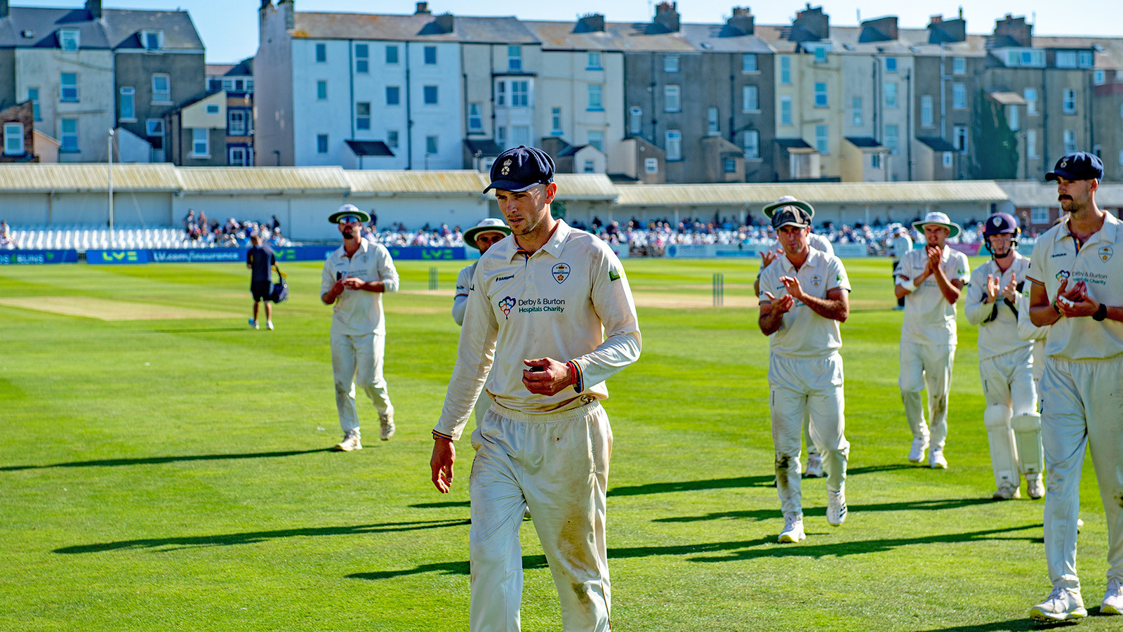 Difficult Day Three as Yorkshire stretch lead