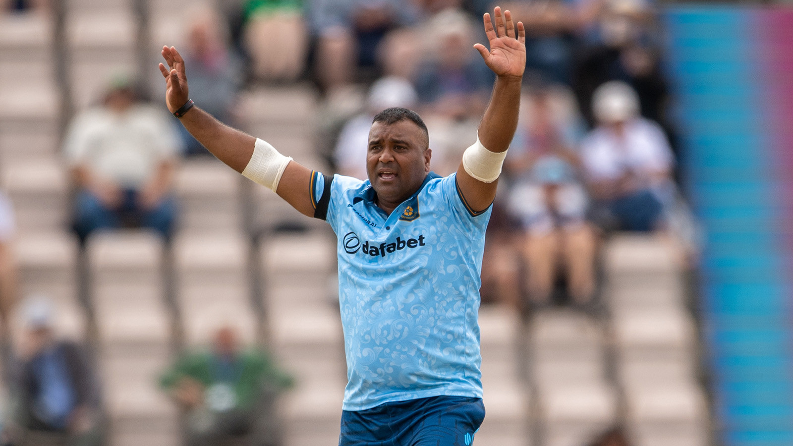 Derbyshire defeated at Southampton