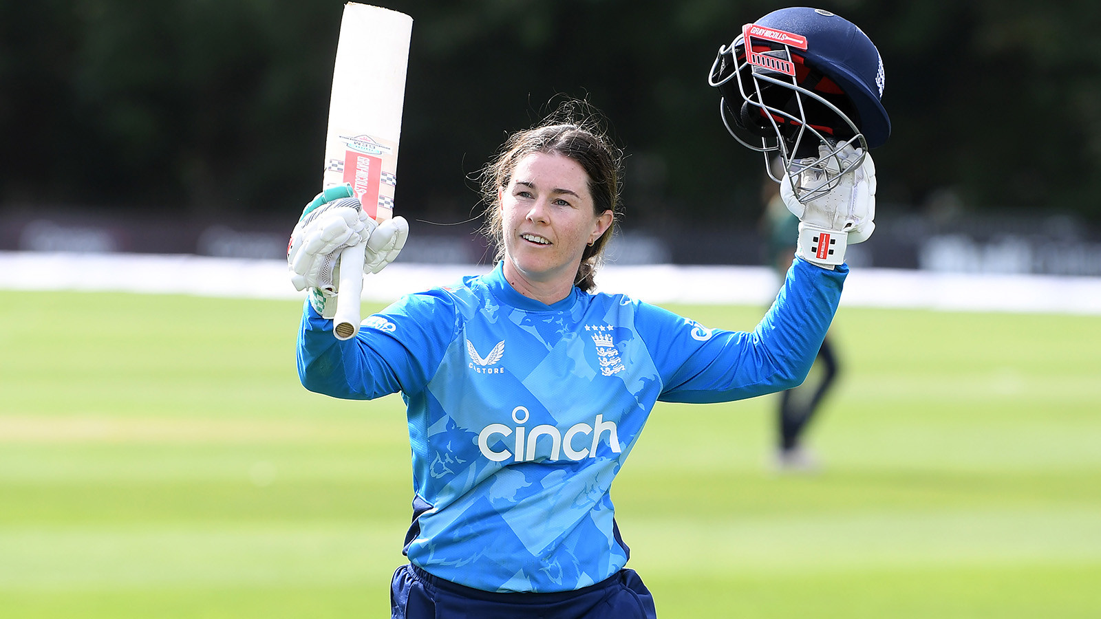 England claim series win over Ireland