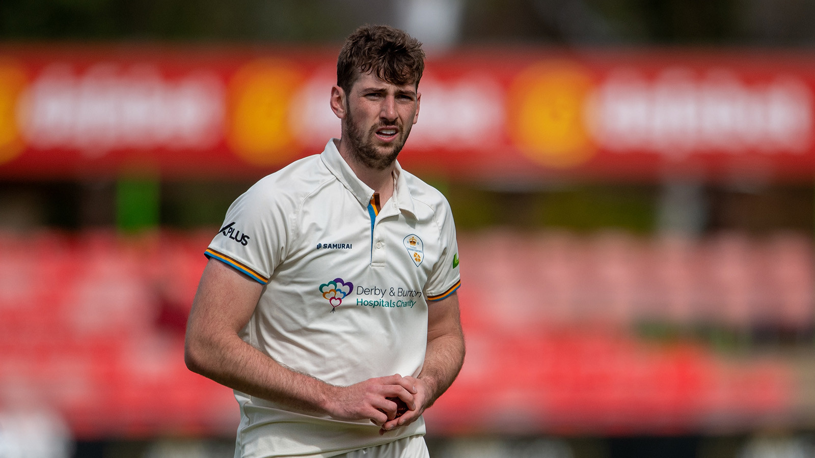 Aitchison signs one-year deal