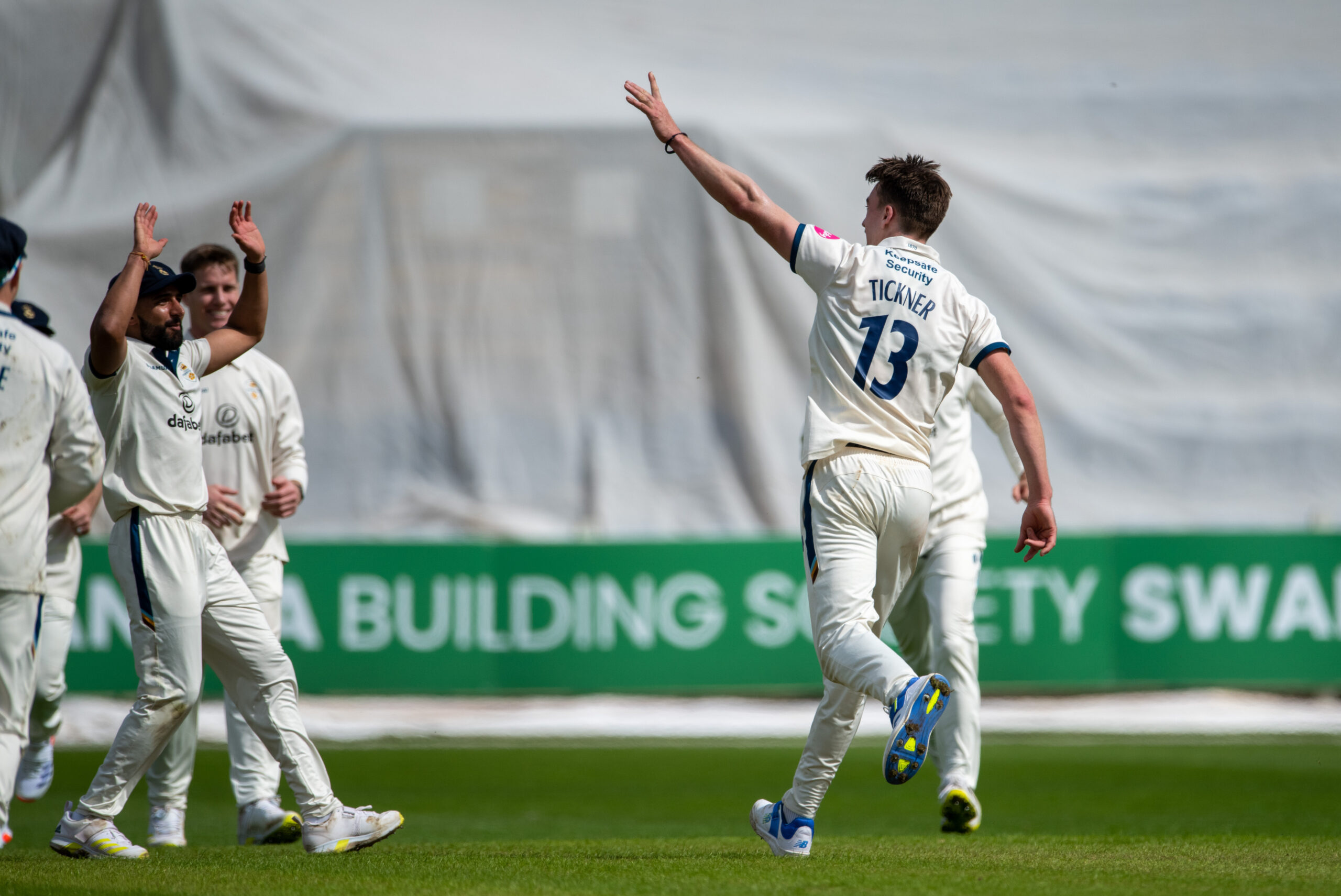 Blair Tickner returns to Derbyshire