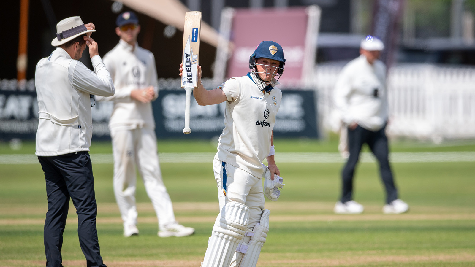 REPORT | Came and Madsen score centuries as Derbyshire remain in control at Bristol