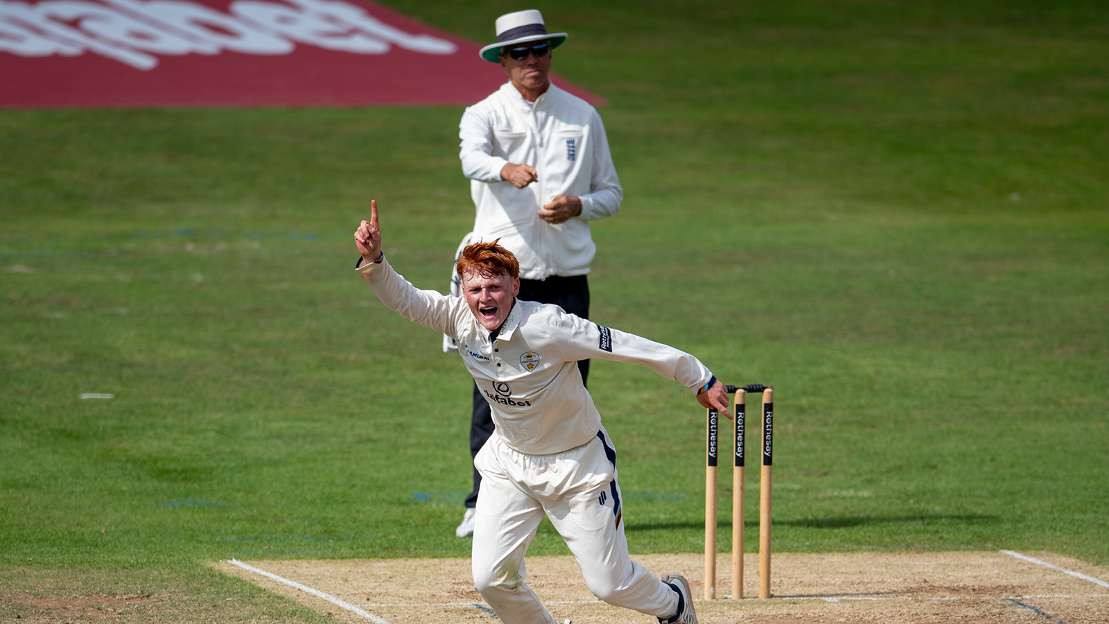 REPORT | Hawkins claims maiden professional wicket on Day Two at Northamptonshire
