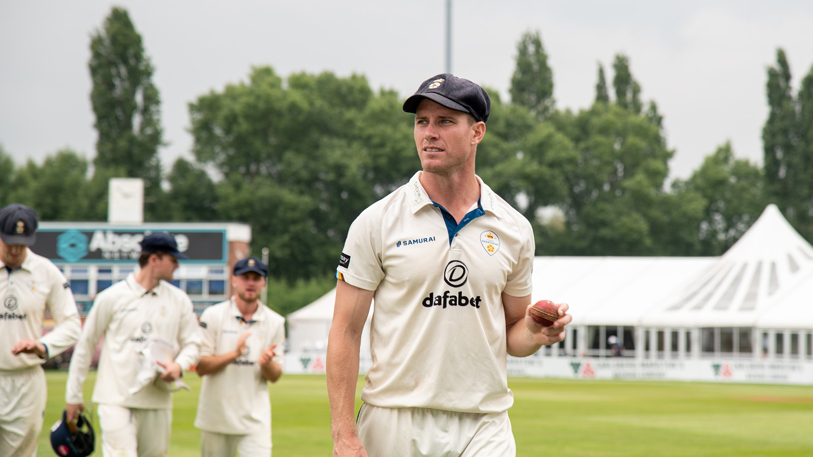 REPORT | Reece claims 11 wickets in the match but Derbyshire face difficult final day
